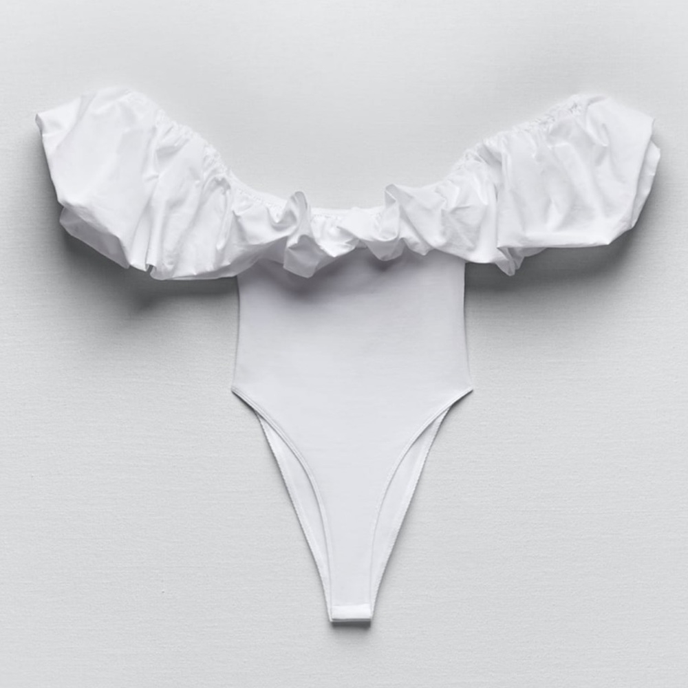 *NEW WITH TAGS!* Zara Ruffled Body Suit, Size M